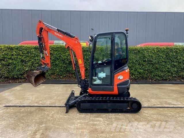 CAT 302.7 D CR Мини екскаватори < 7 т