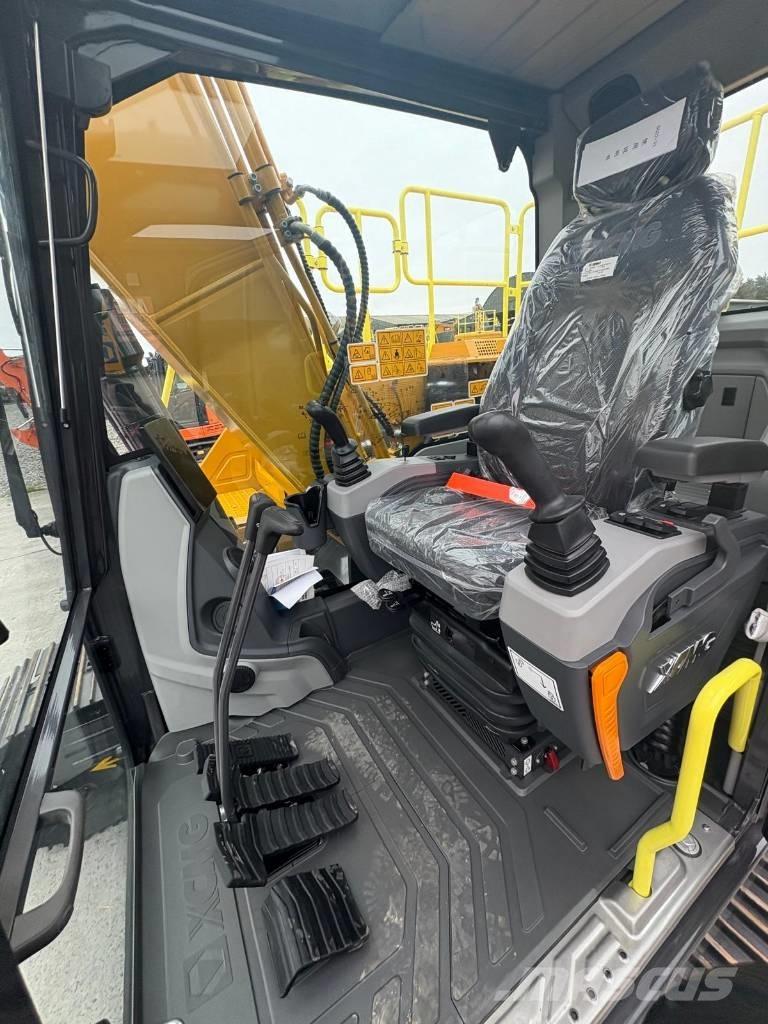 XCMG XE135E Верижен екскаватор