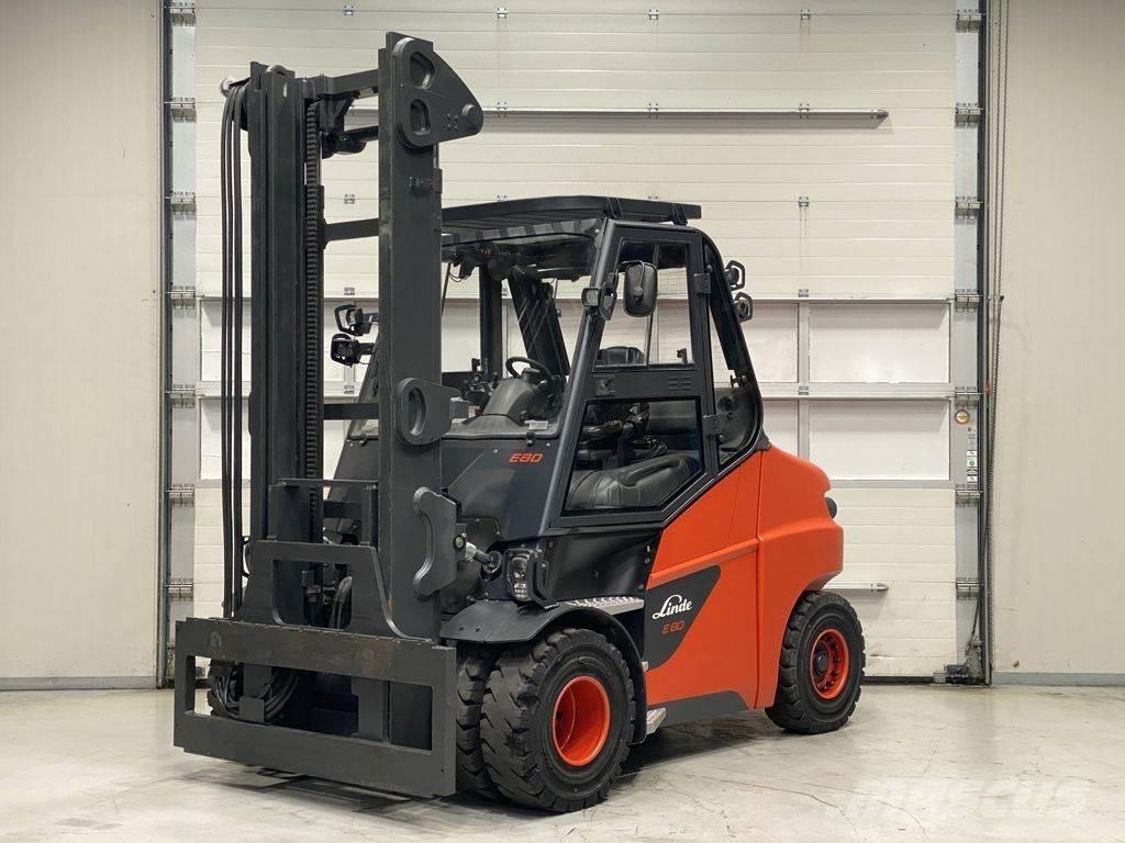 Linde E80-01/900 Електрически вилични кари-повдигачи