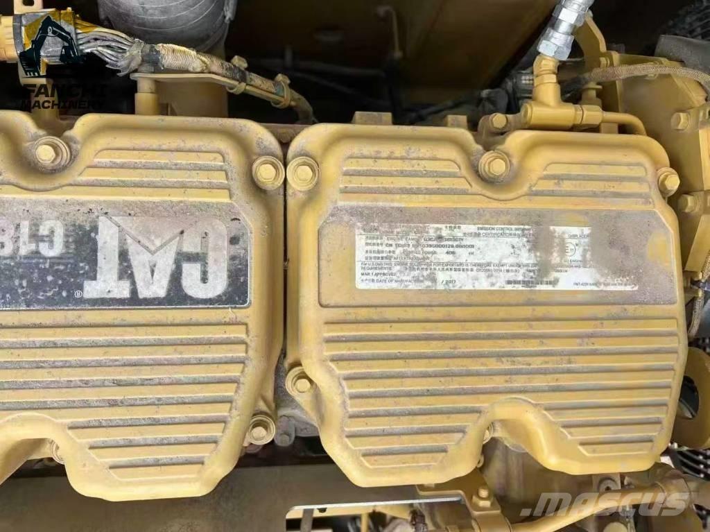 CAT 390F Верижен екскаватор