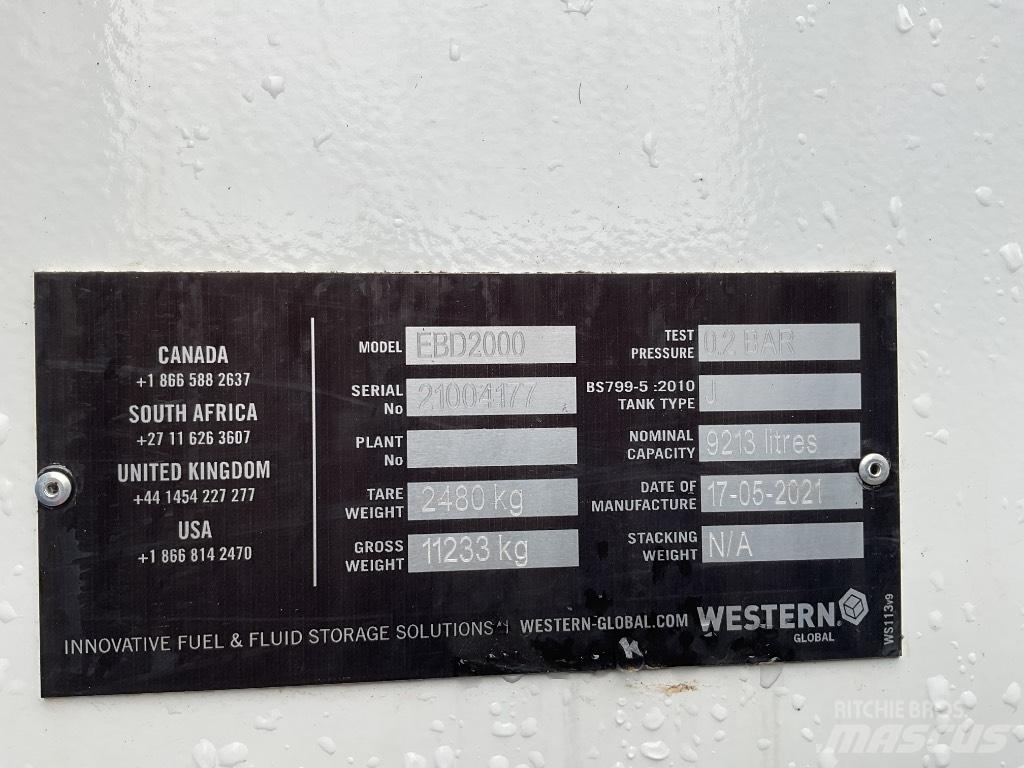 Western EBD2000 Резервоари за гориво и добавки
