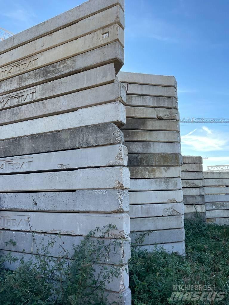 Potain MD 238 Мачтови кранове