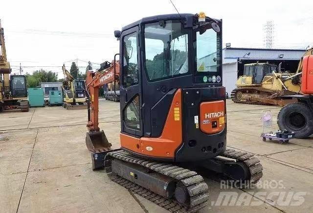 Hitachi 30 Мини екскаватори < 7 т