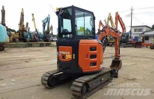 Hitachi 30 Мини екскаватори < 7 т