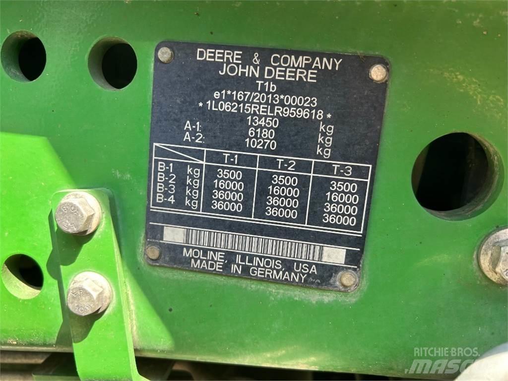 John Deere 6215R Трактори