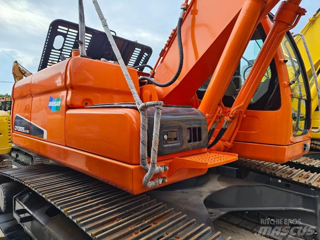 Doosan DX 225 LC Верижен екскаватор