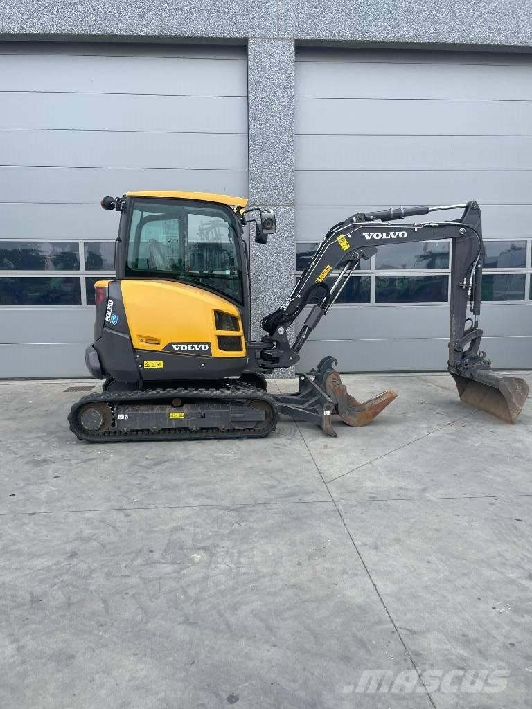 Volvo ECR 35 D Мини екскаватори < 7 т