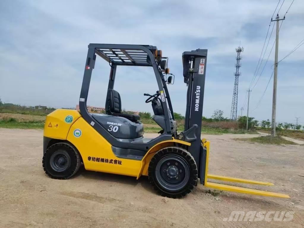 Komatsu 30 Дизелови камиони