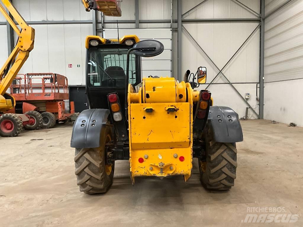 JCB 535-125 Телескопични товарачи