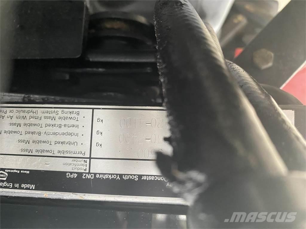 Case IH 3230 Трактори