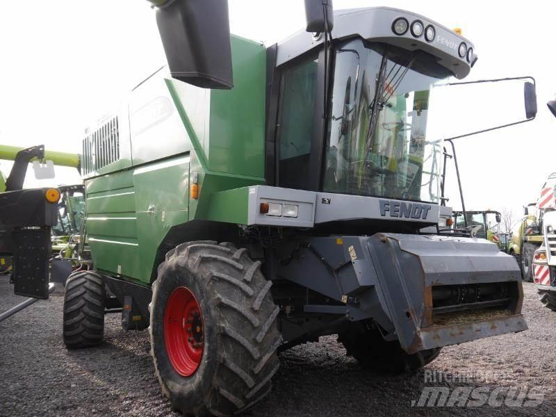 Fendt 8350 Комбайни