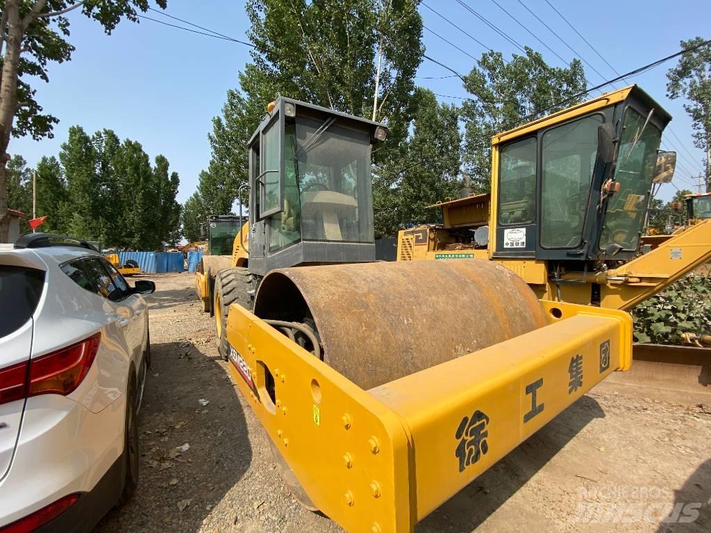 XCMG XSM220 Еднобарабанни ролки
