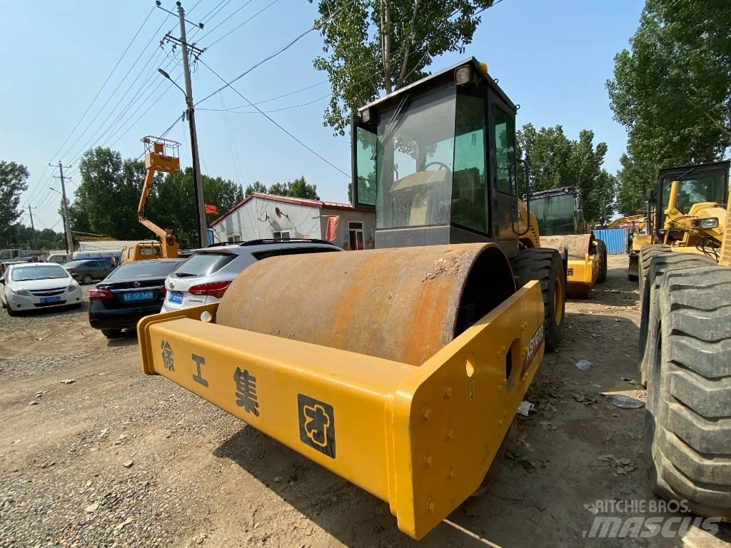 XCMG XSM220 Еднобарабанни ролки
