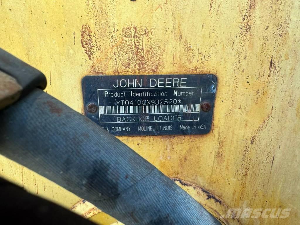 DEERE 410G Товарач със заден ексватор