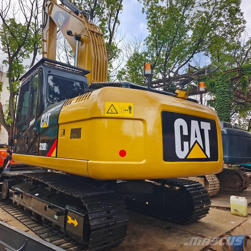 CAT 320 D2 Верижен екскаватор