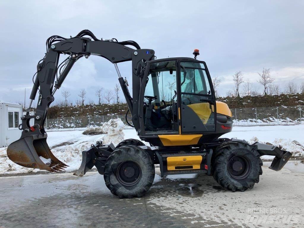 Mecalac 11 MWR Колесни екскаватори