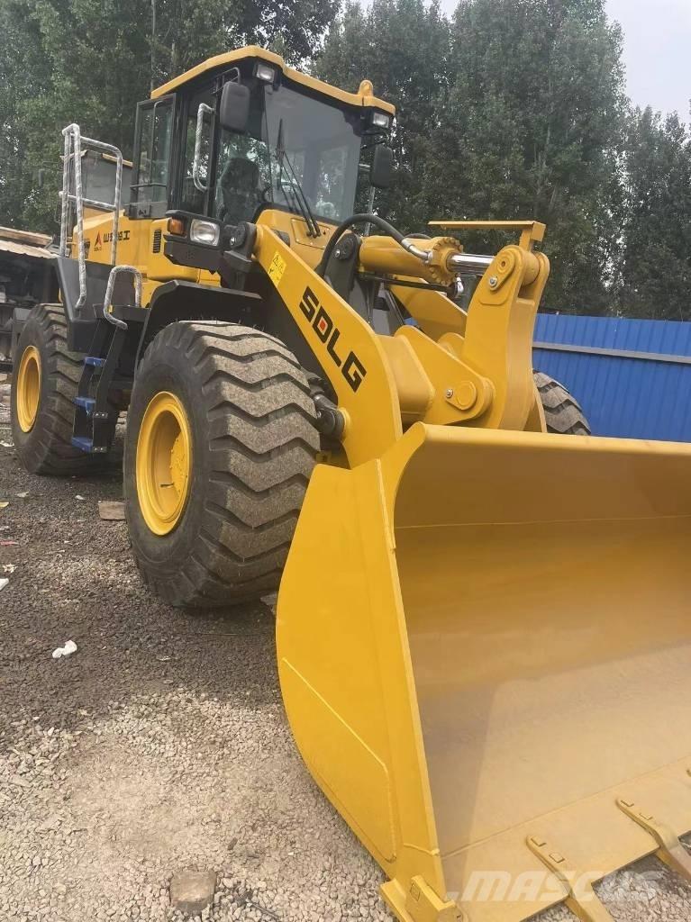SDLG LG 956 F Колесни товарачи
