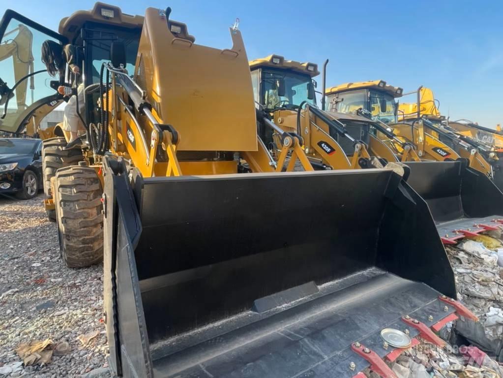 CAT 420 F Товарач със заден ексватор