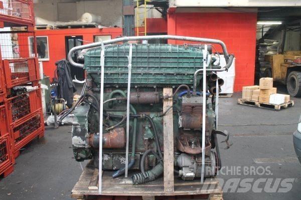 Volvo TD102 KF Двигатели