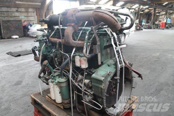 Volvo TD102 KF Двигатели