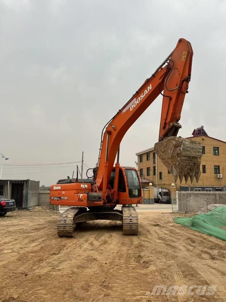 Doosan DX300LCA Верижен екскаватор