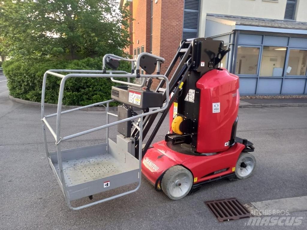 Manitou 100 VJR Вертикални мачтови повдигачи
