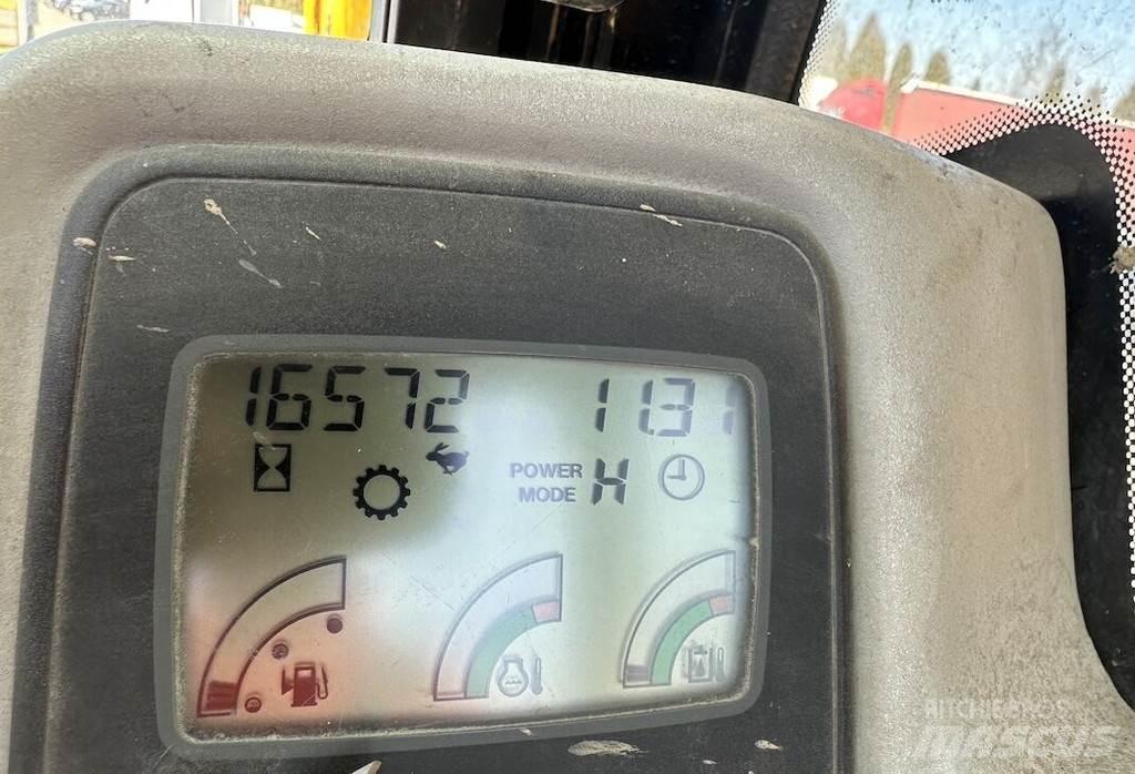 JCB JS145W Колесни екскаватори