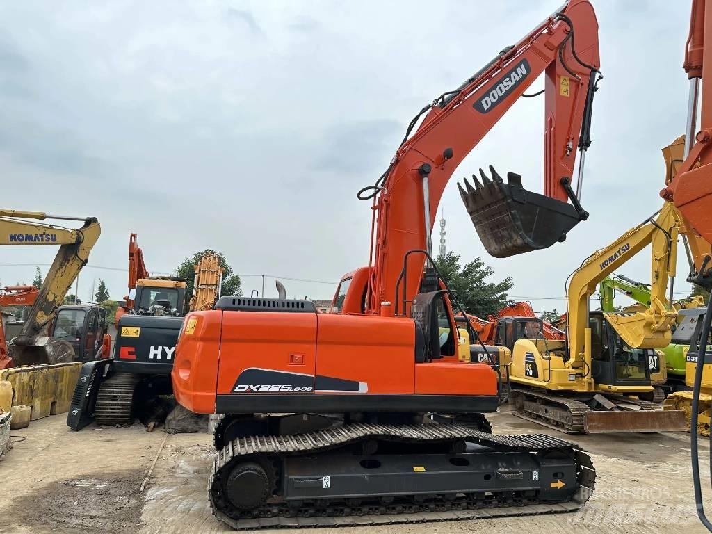 Doosan DX225LC-9C Верижен екскаватор