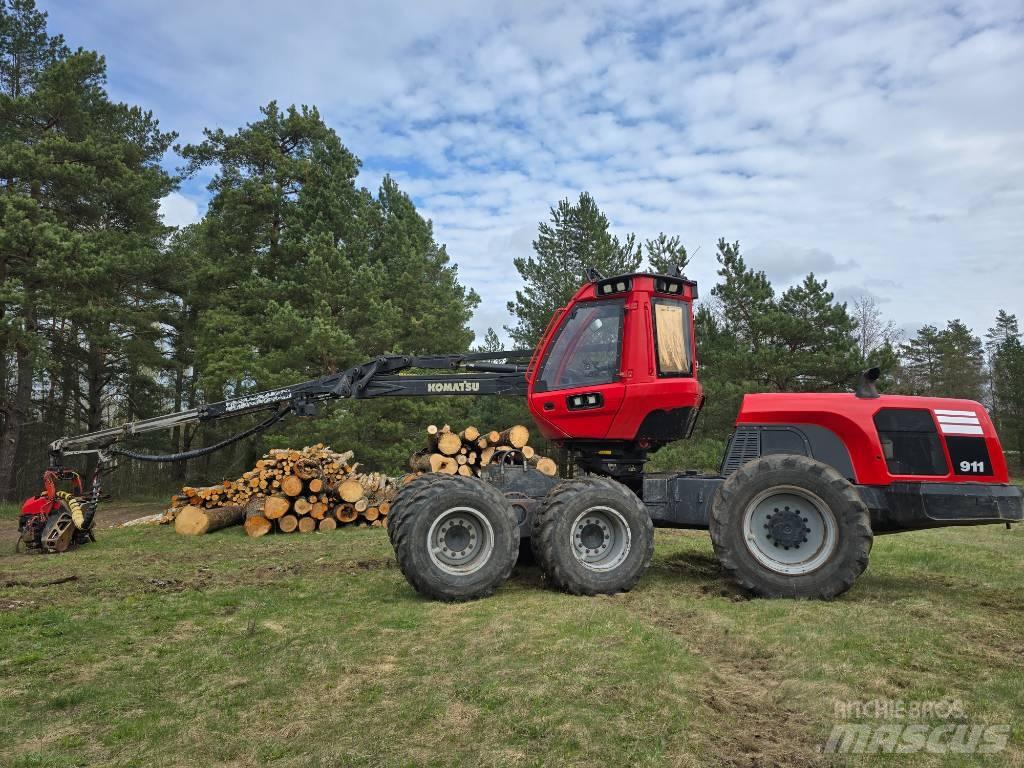 Komatsu 911.6 Харвестери
