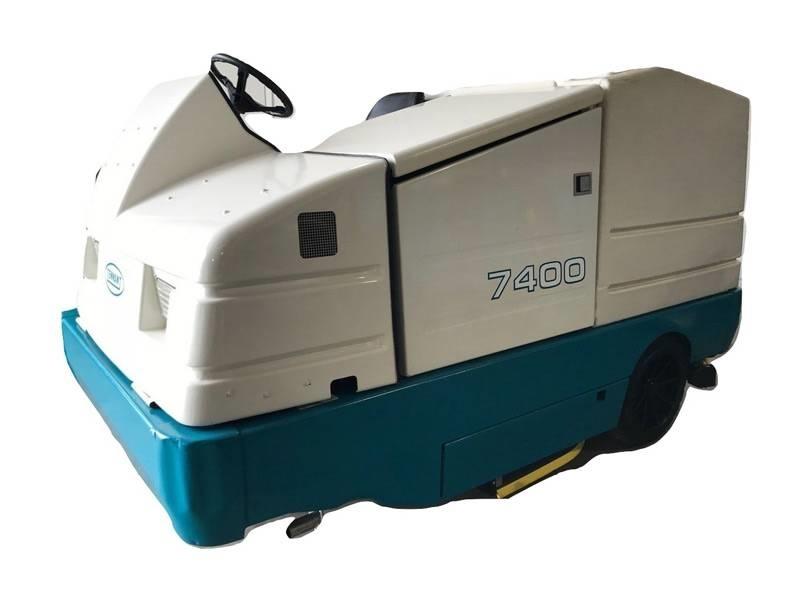 Tennant 7400 GAZ Автоматични метачки с четки
