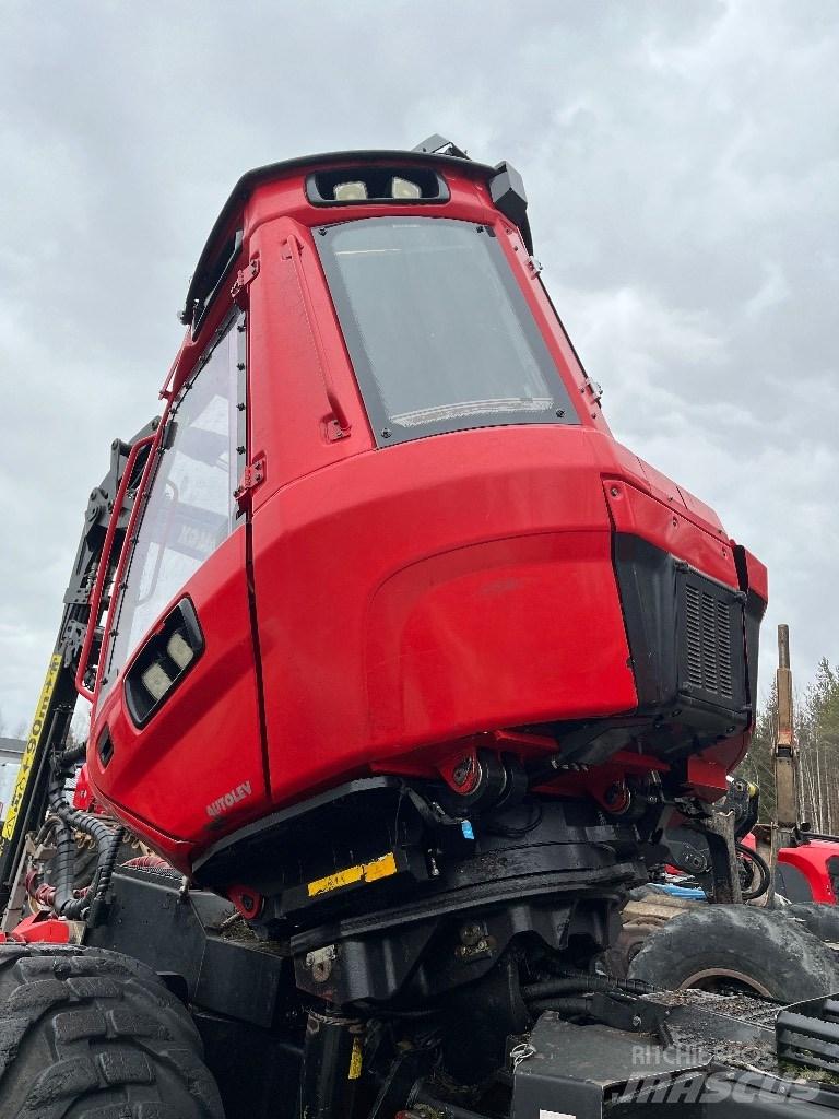 Komatsu 911 Харвестери