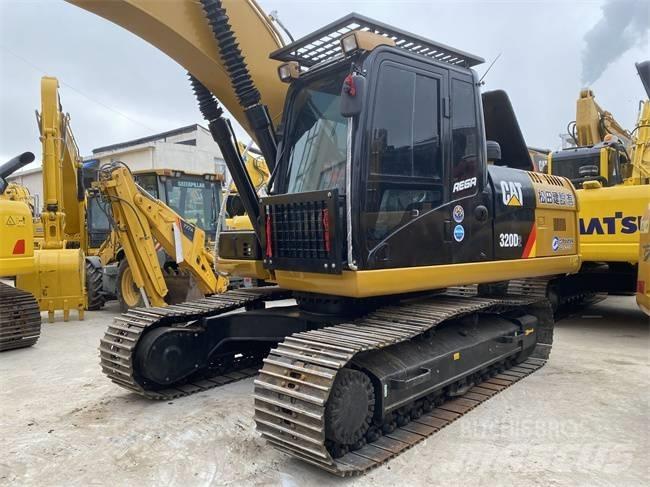 CAT 320 D Верижен екскаватор