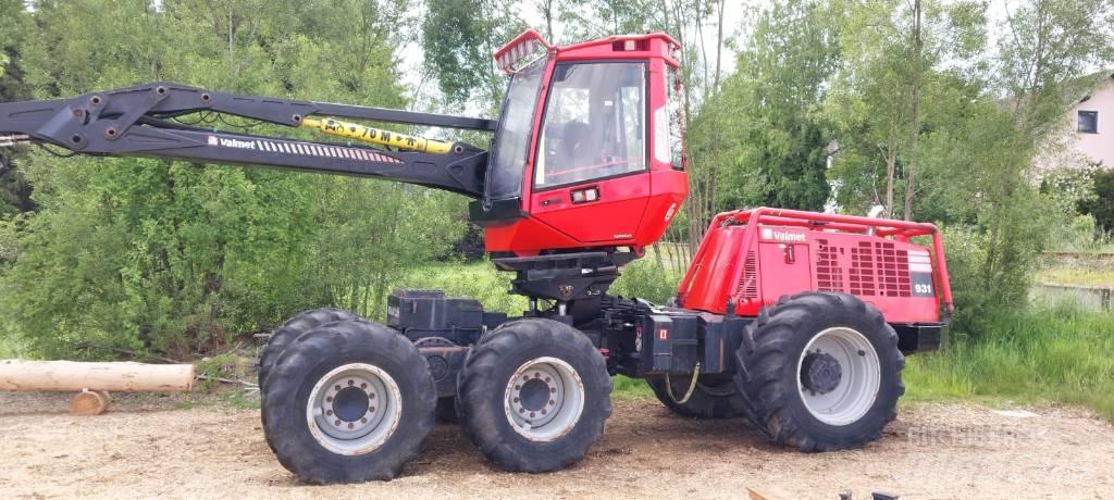 Komatsu 931 Харвестери