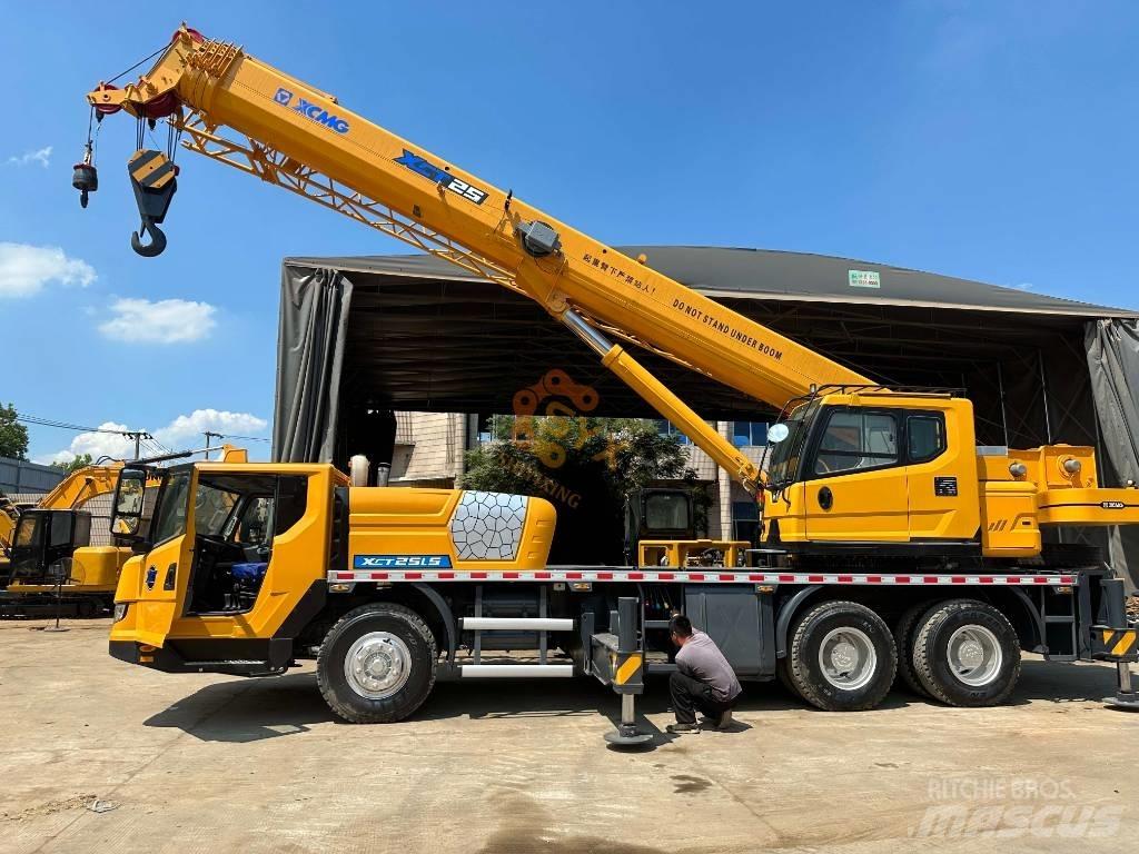 XCMG XCT 25 Всъдеходни кранове