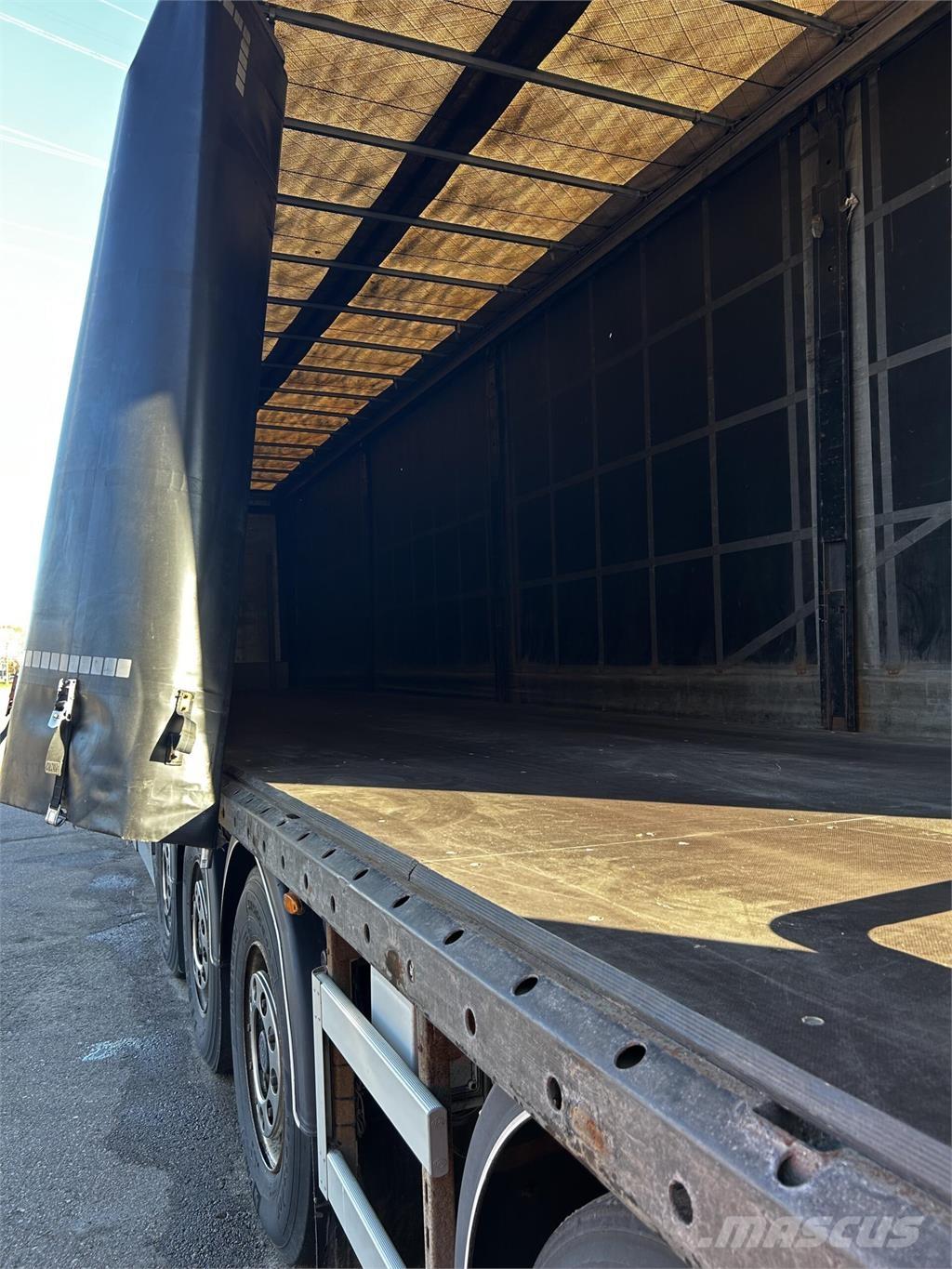 Nordic Trailer  Брезентови полуремаркета
