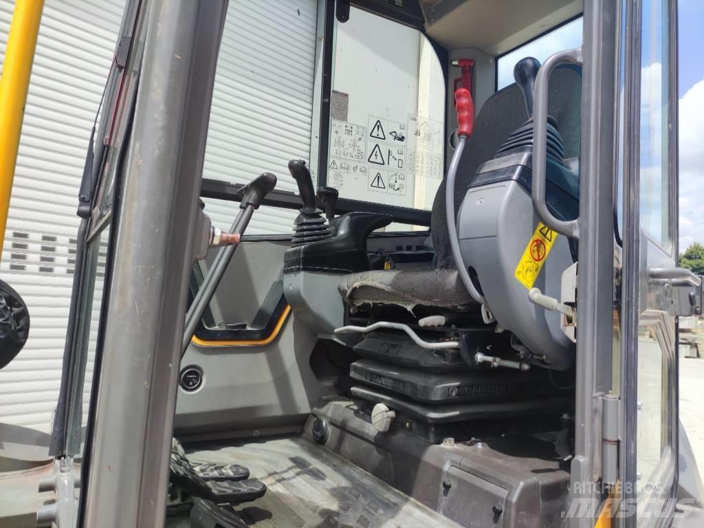Volvo ECR 88 D Средни екскаватори 7т - 12т