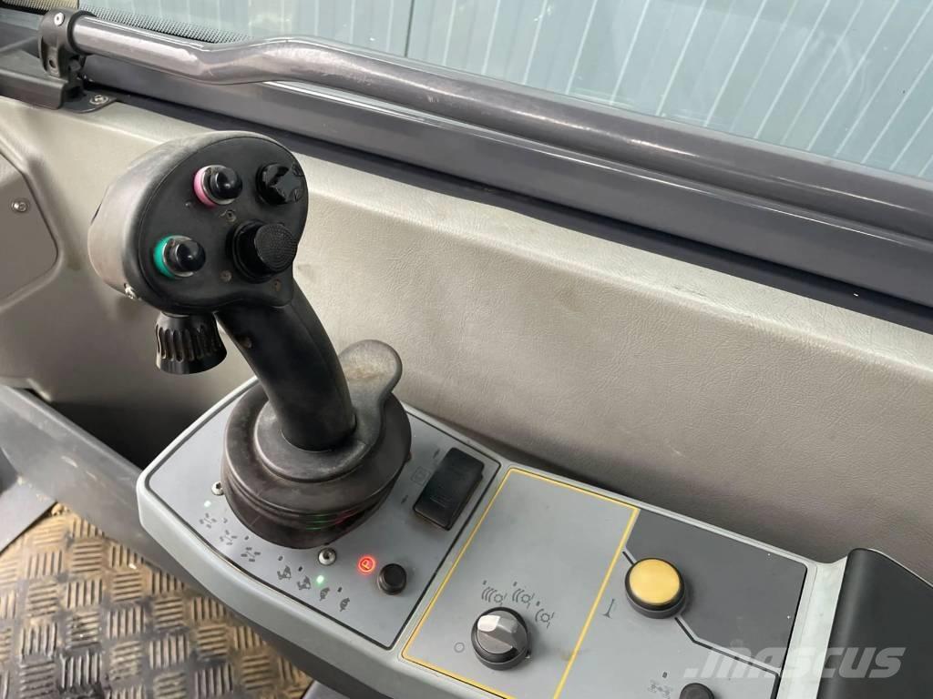 Wirtgen WR200XLi Уплътнители за почва
