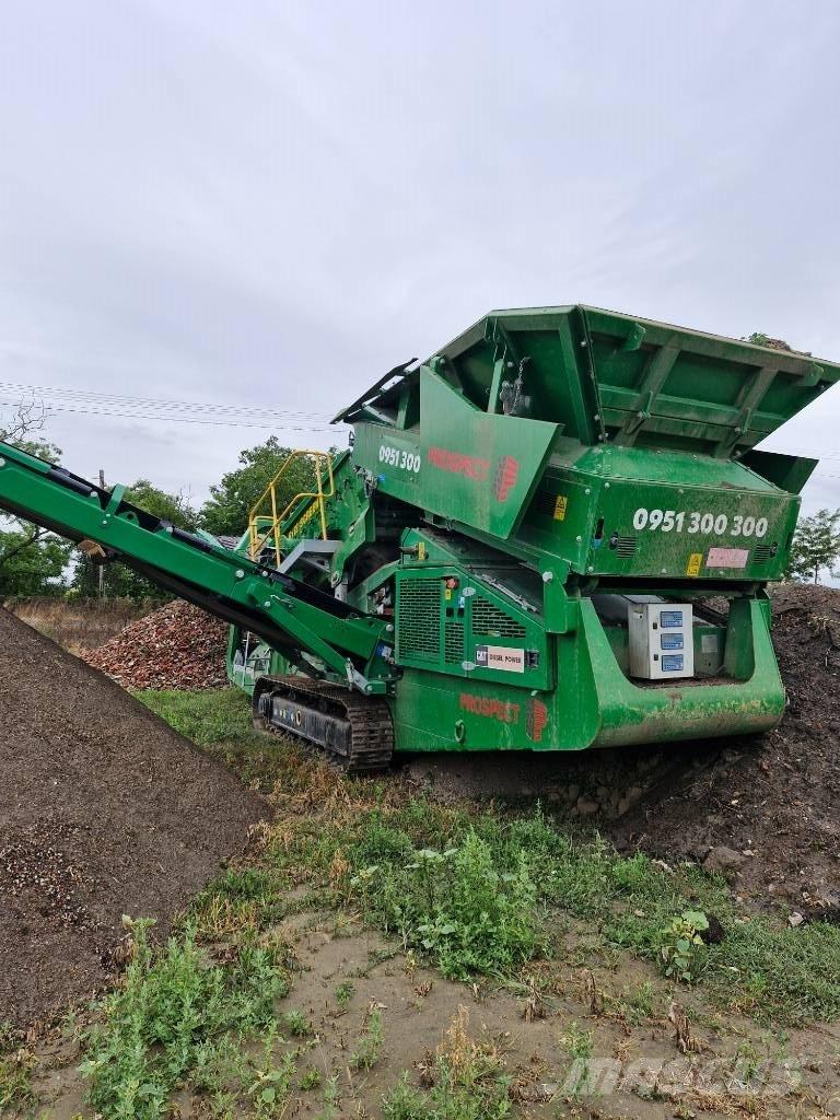 McCloskey R105 Пресяващи и Сортиращи