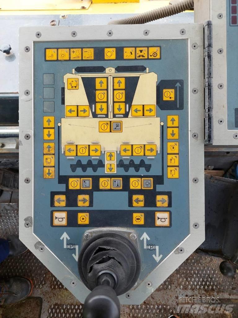 Volvo ABG 6870 Машини за асфалт