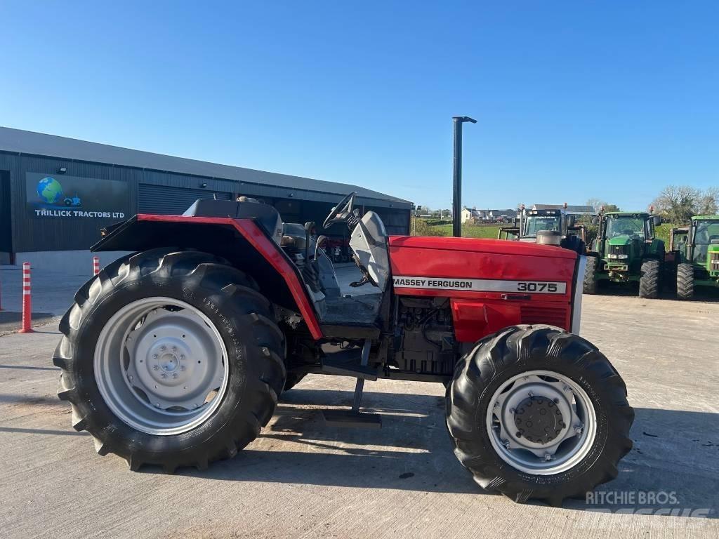 Massey Ferguson 3075 Трактори