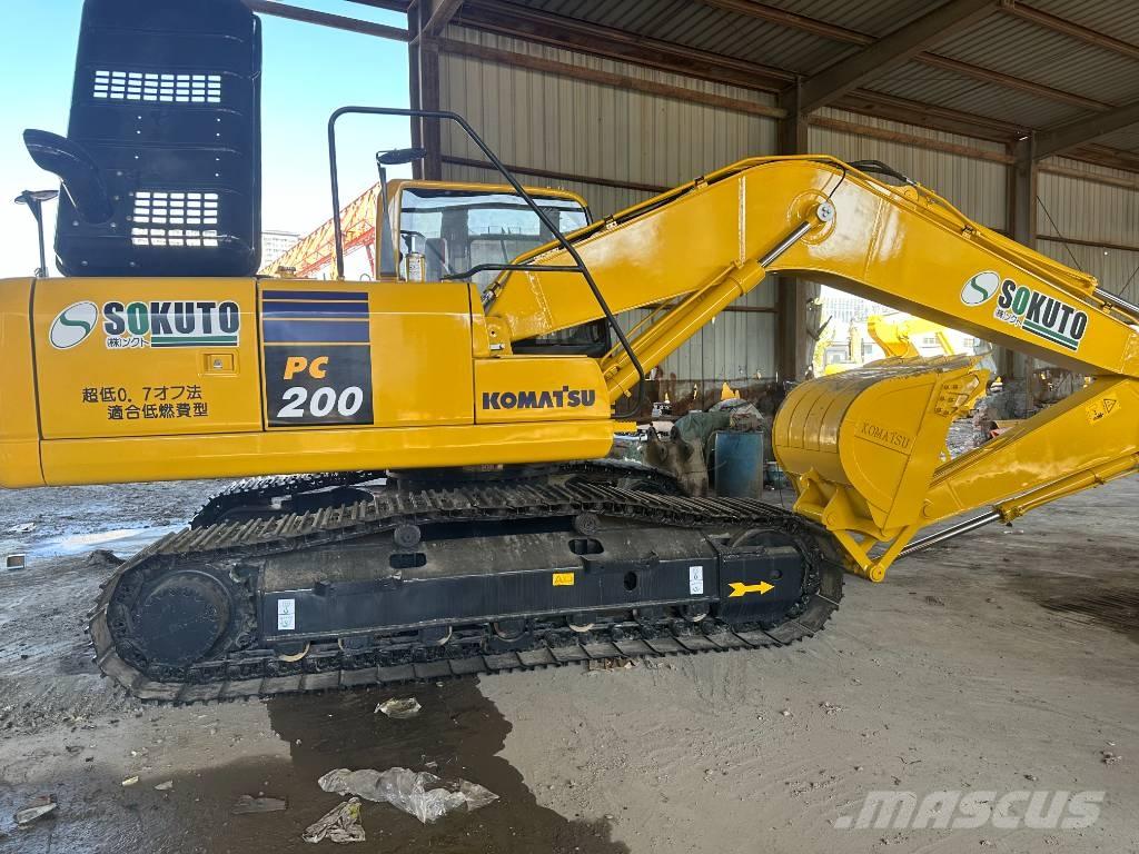Komatsu PC 200-8 Средни екскаватори 7т - 12т