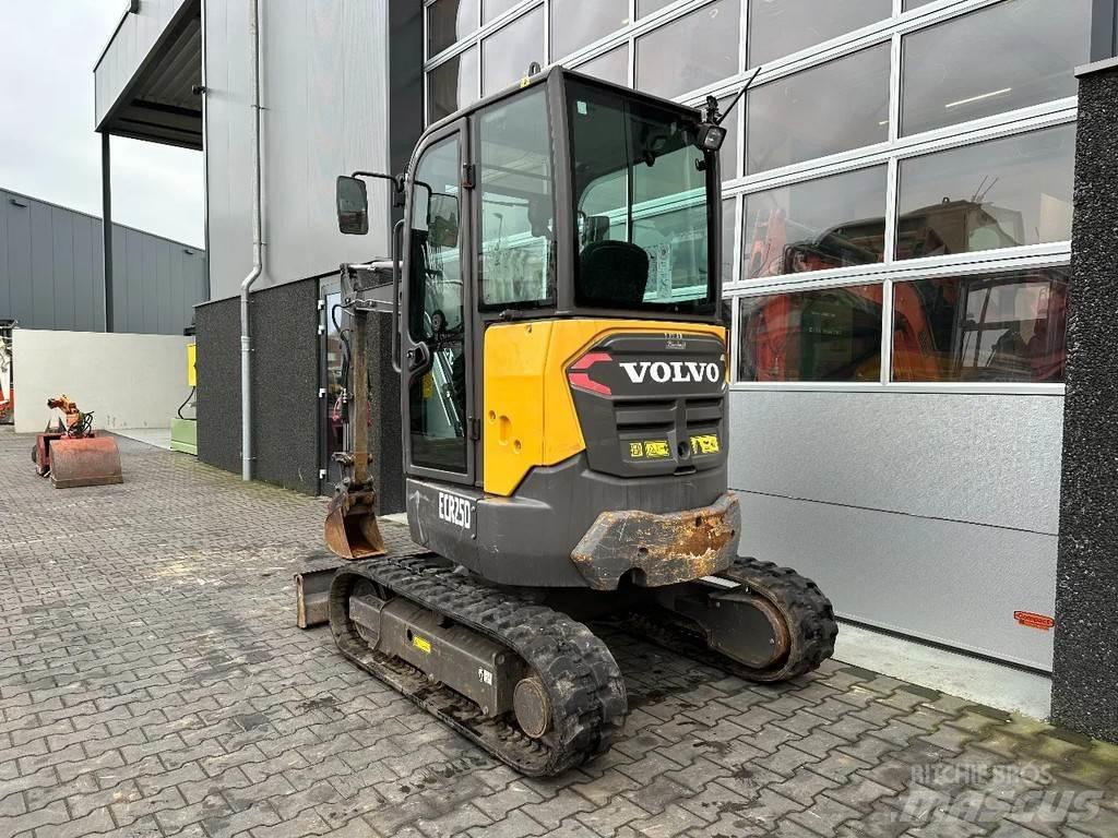 Volvo ECR25D Мини екскаватори < 7 т