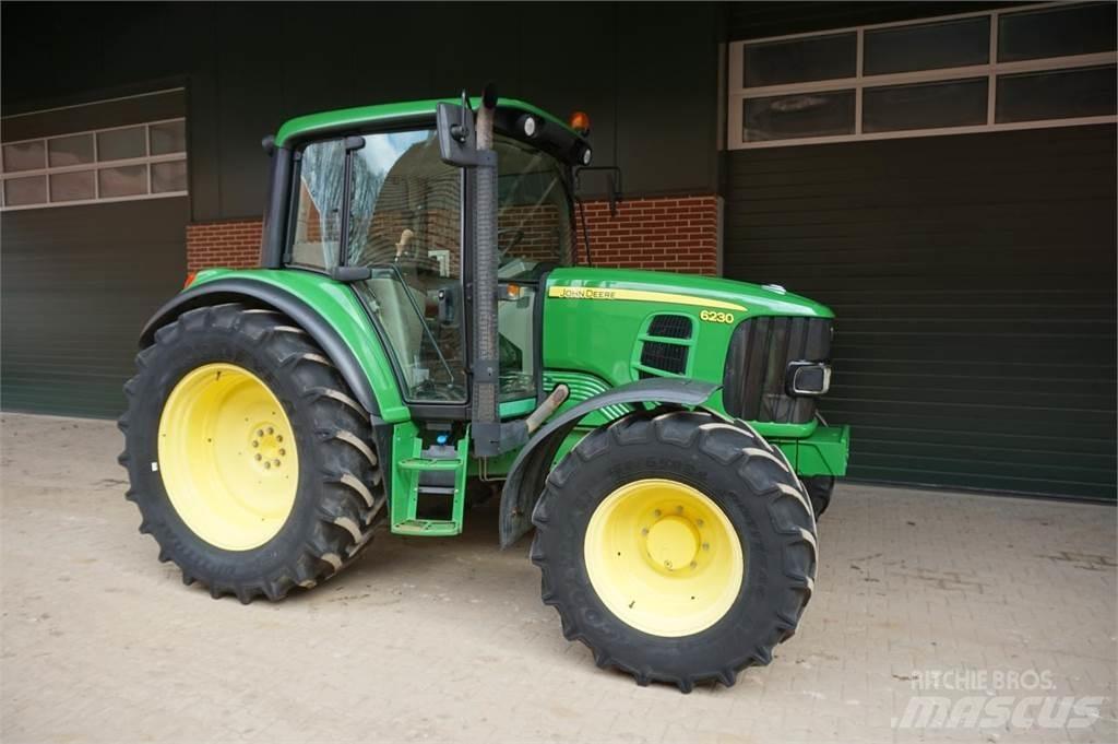 John Deere 6230 Трактори
