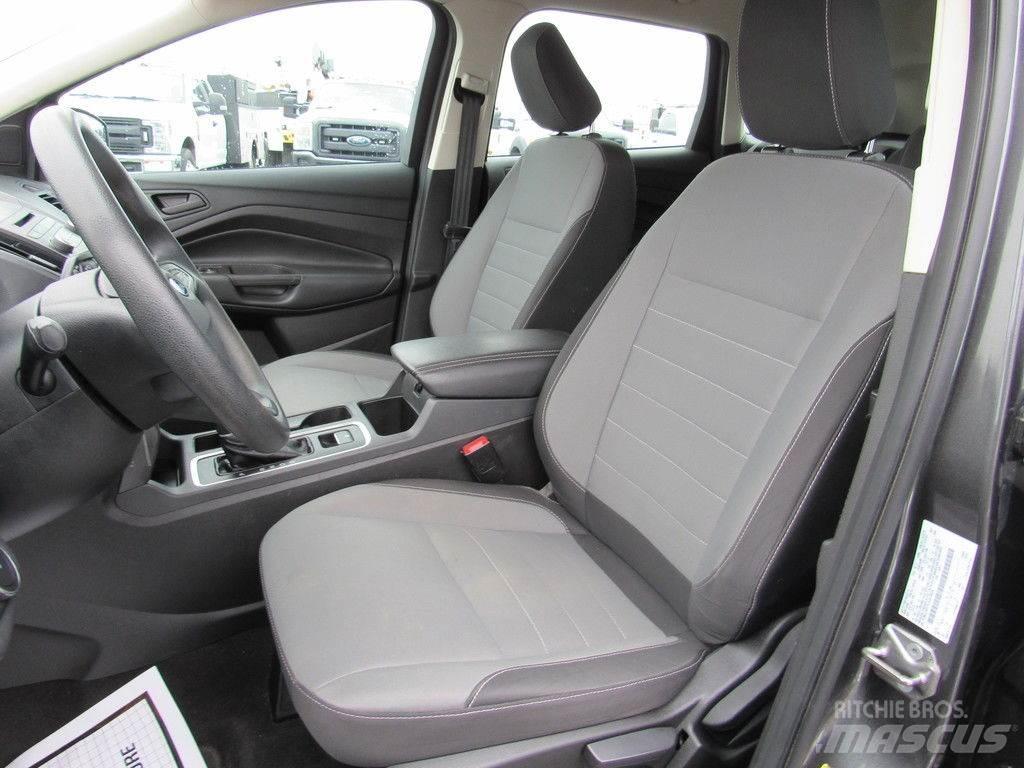 Ford Escape Коли