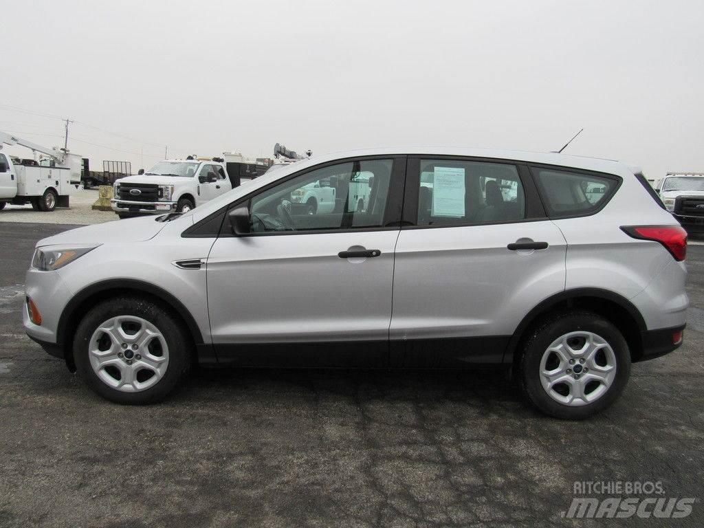 Ford Escape Коли