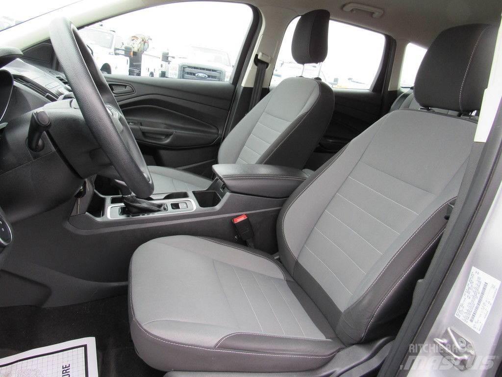 Ford Escape Коли