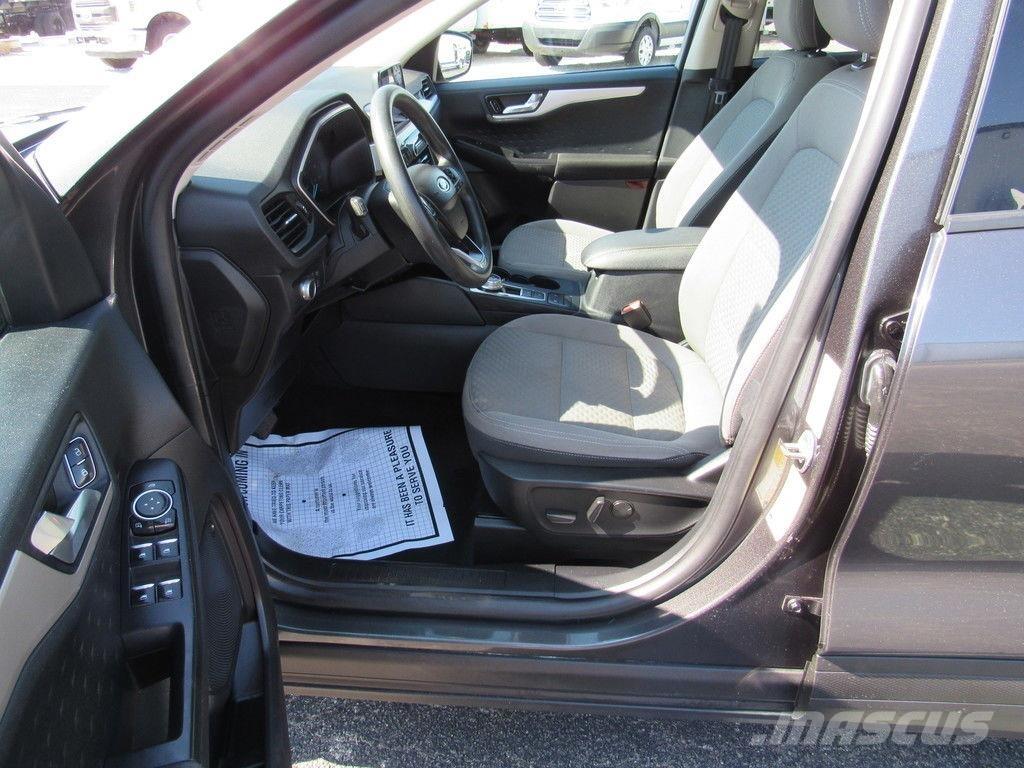 Ford Escape SE Коли