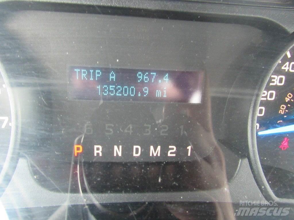 Ford F-150 Пикапи