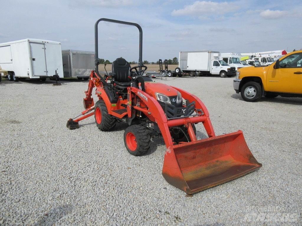 Kubota BX23S Товарач със заден ексватор