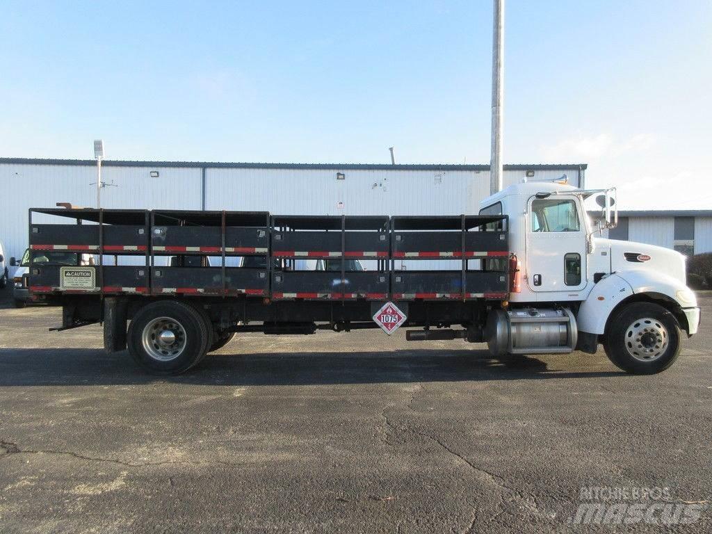 Peterbilt 335 Бордови